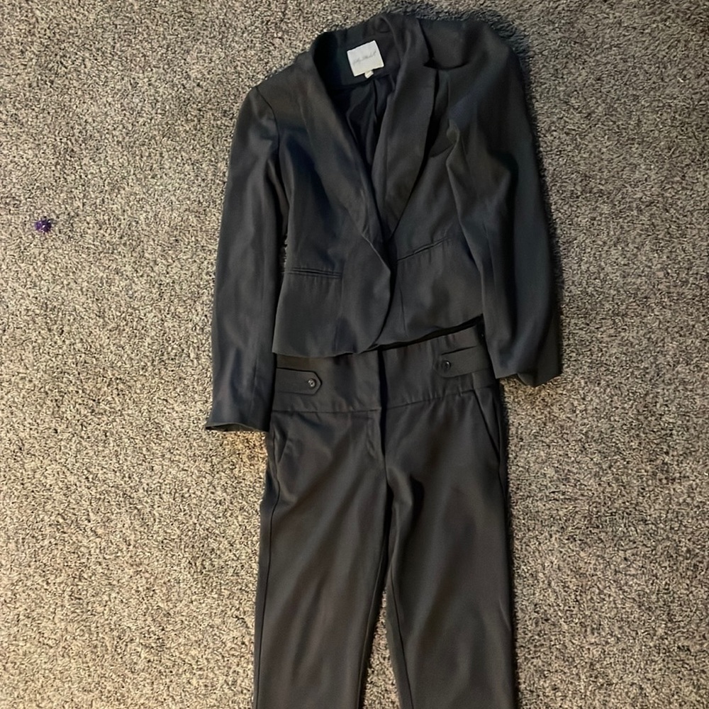 My Michelle 2 piece suit
